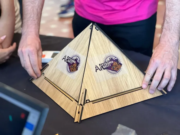 Pyramid Quest AR, team building de Catalyst en México