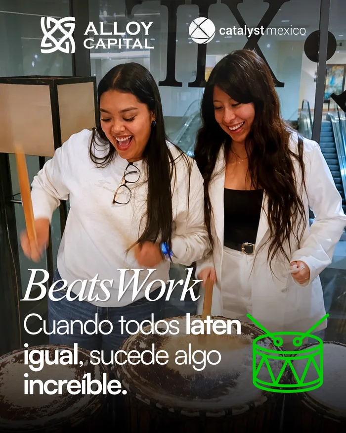 Colaboradores en plena dinámica de Beatswork