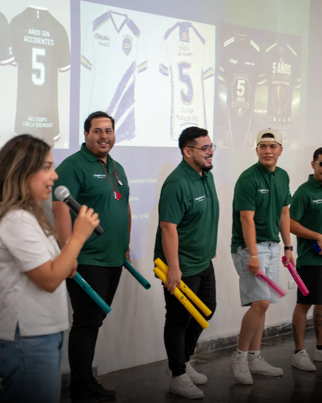 Colaboradores en plena dinámica de Boom Time