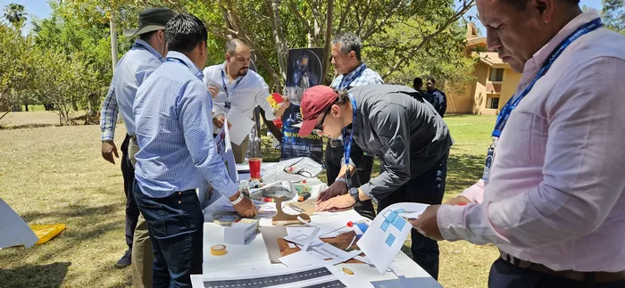 City build: team building para empresas en México