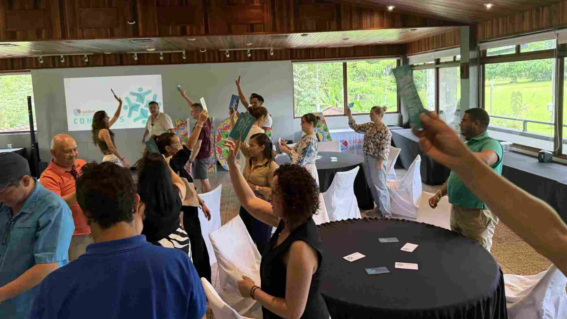 Equipo corporativo durante Connects, actividad de integración