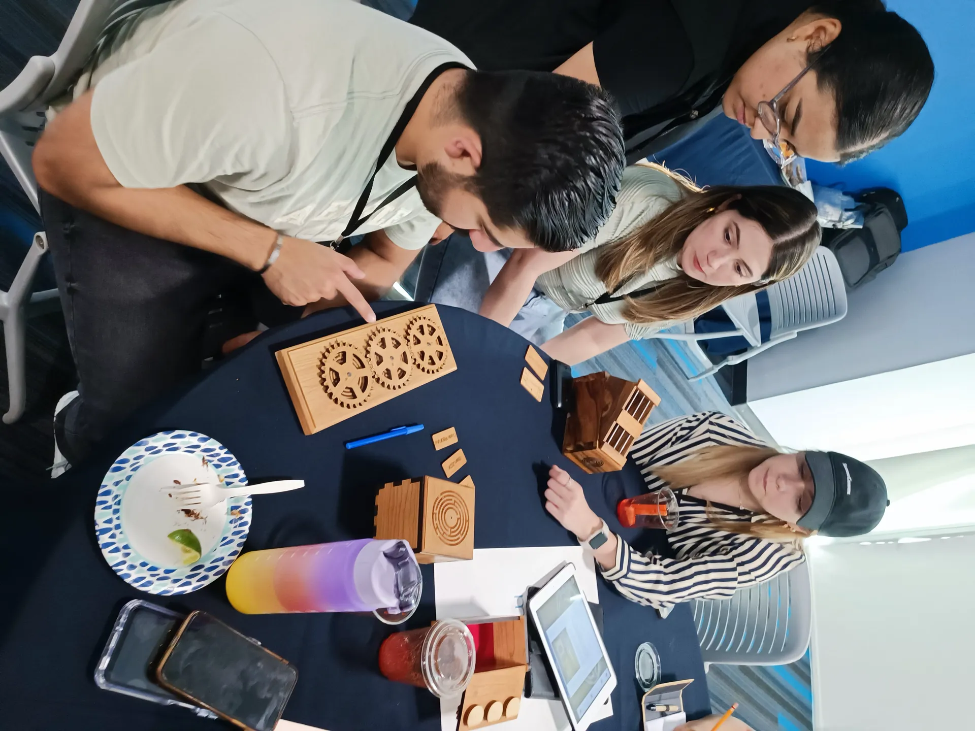 Escape the Maze: team building para empresas en México