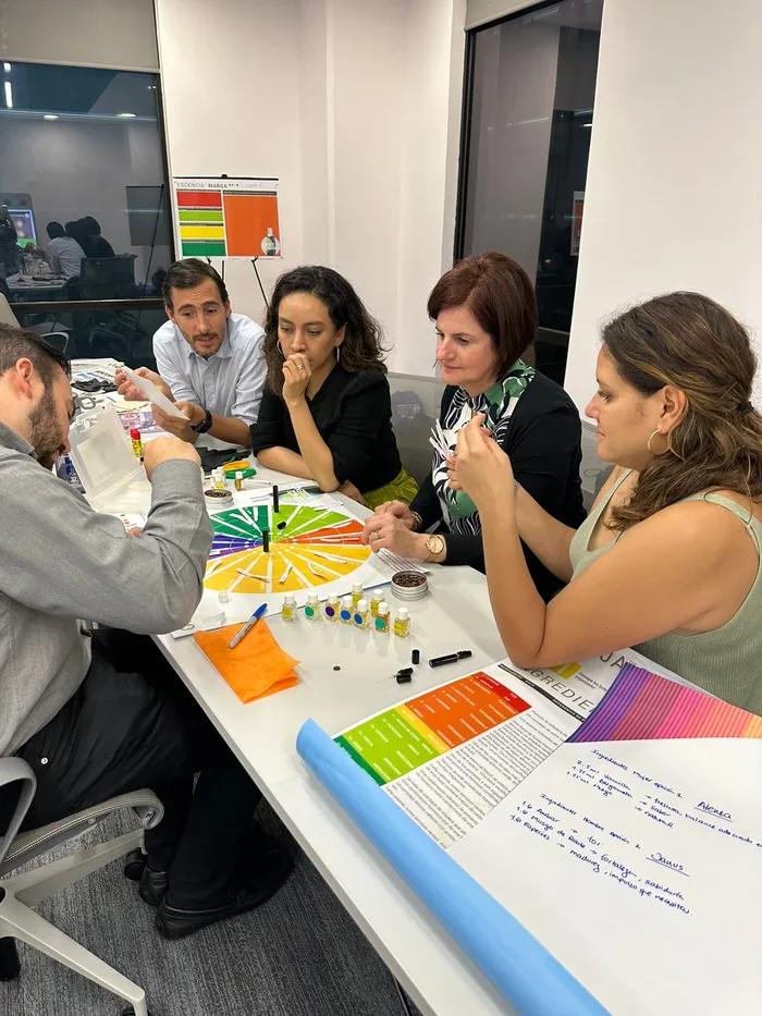 Momento 3 de Essence of Excellence AI