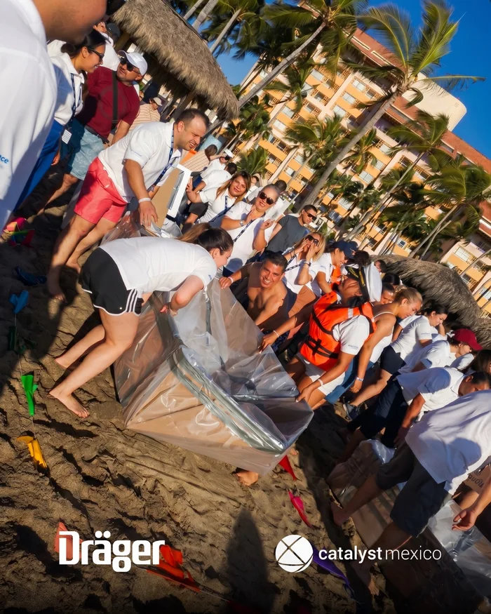 Flat Out Afloat: team building para empresas en México