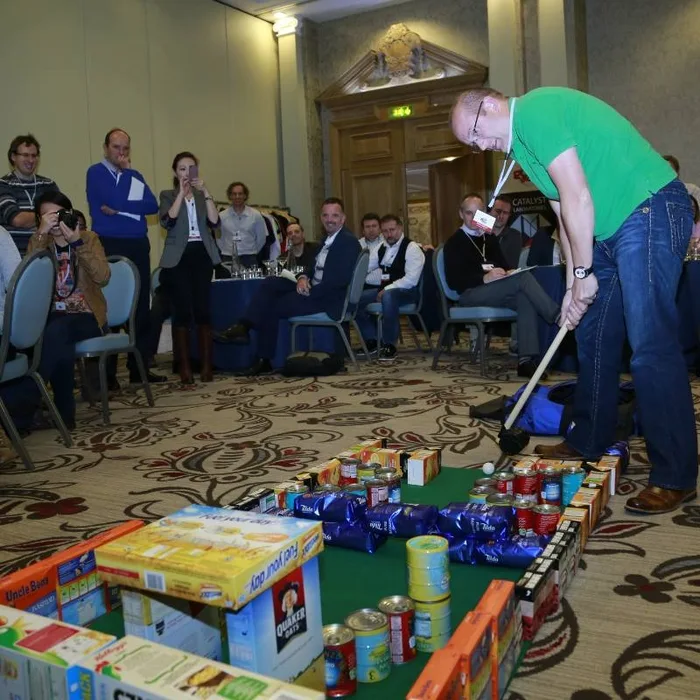 Hole in One: team building para empresas en México