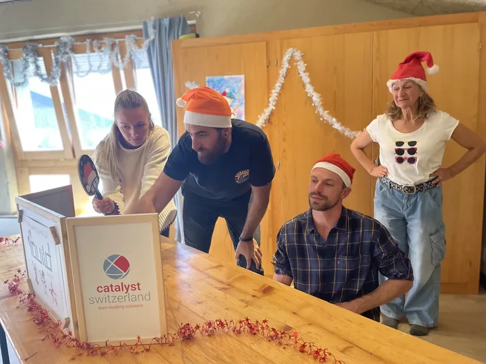 Colaboradores en plena dinámica de iBuild Festive
