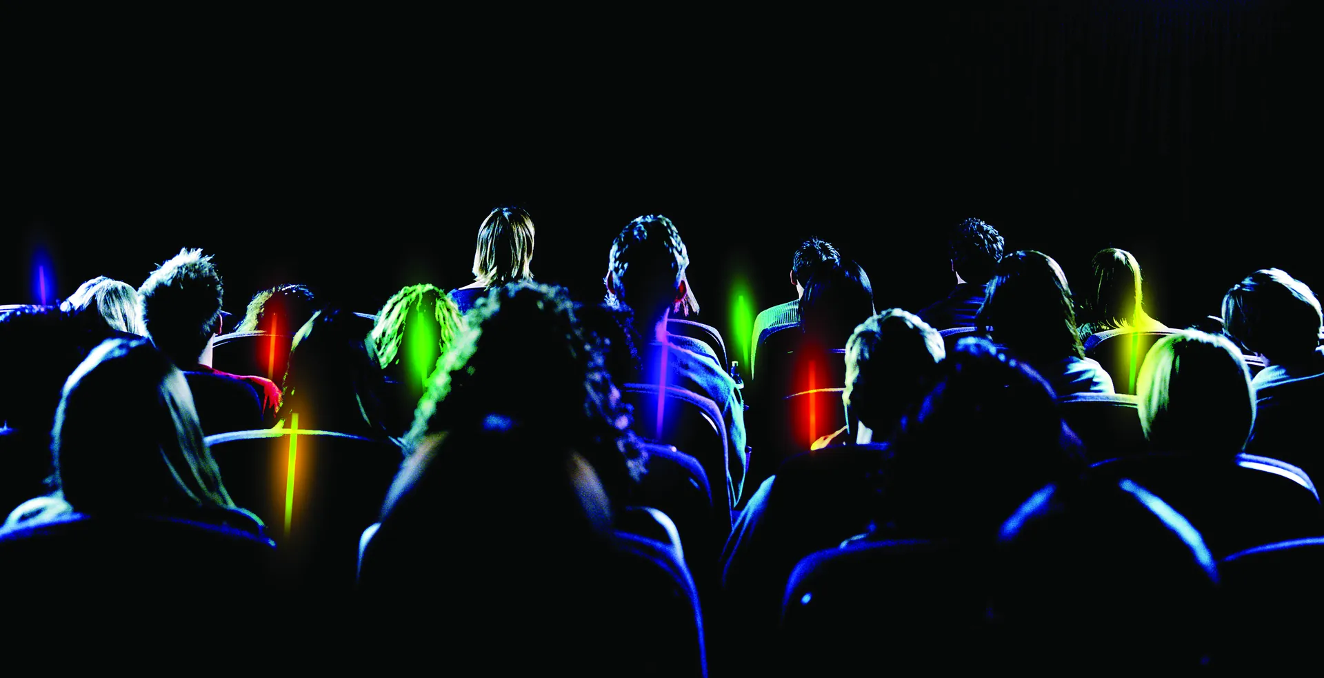 Colaboradores en plena dinámica de Meditainment LIVE!