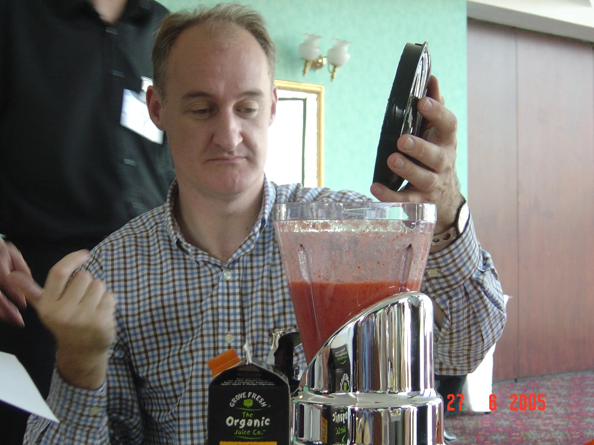 Momento de Creative Juices, dinámica de integración por Catalyst