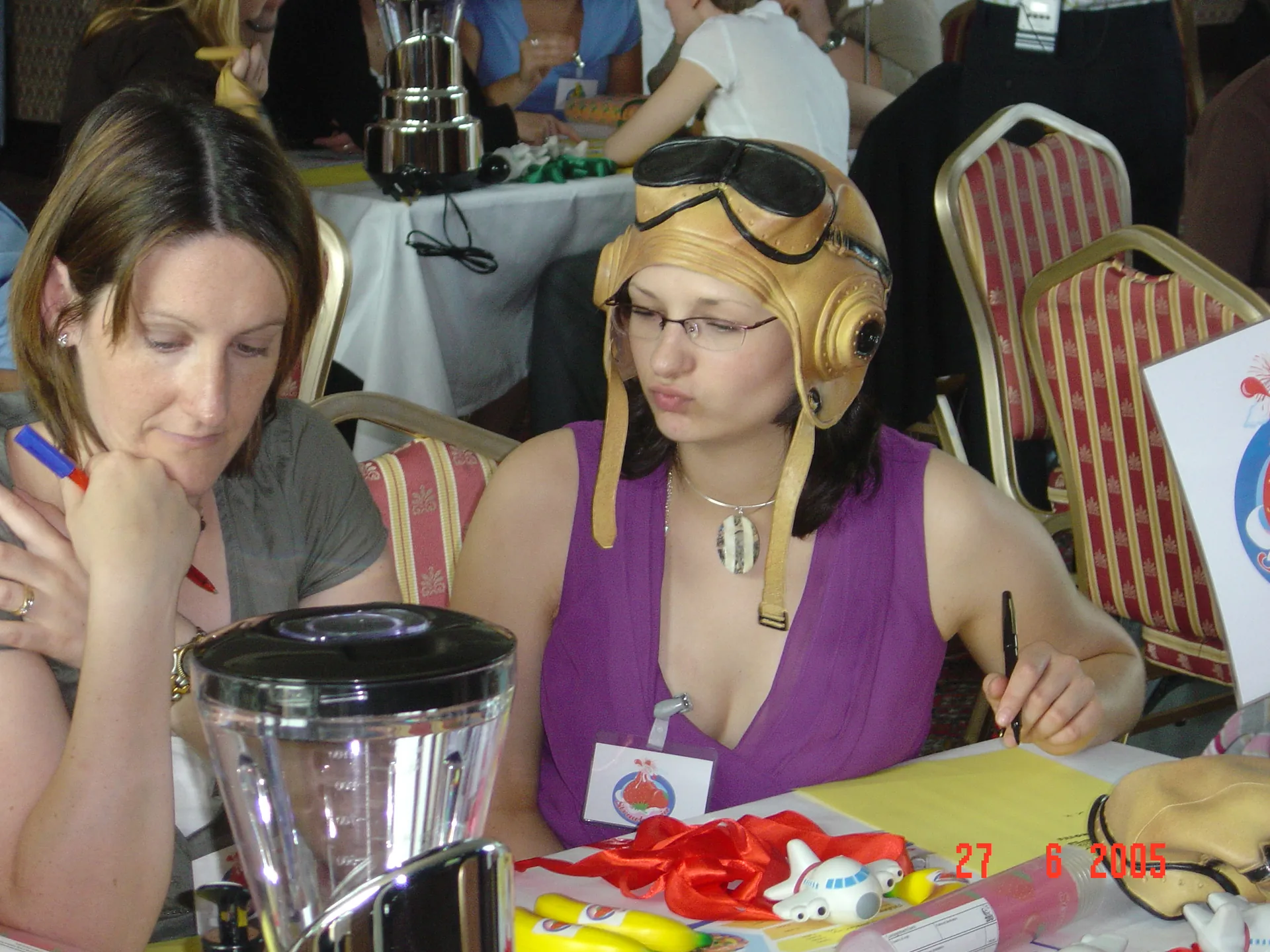 Colaboradores en plena dinámica de Creative Juices