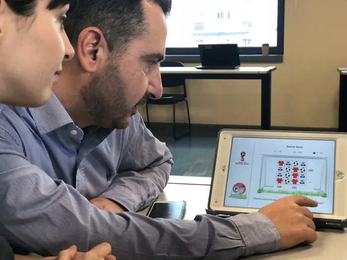 Colaboradores en plena dinámica de Quickfire - Soccer