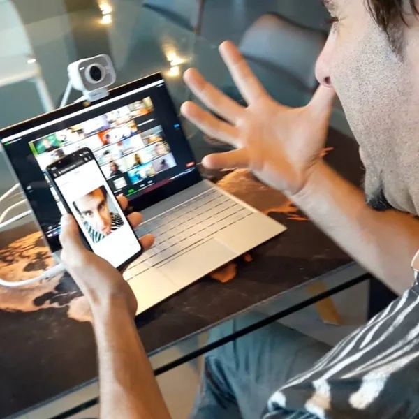 Momento 1 de Swipe Face