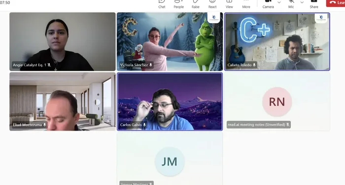 Momento de The Infinite Loop - Online, dinámica virtual por Catalyst