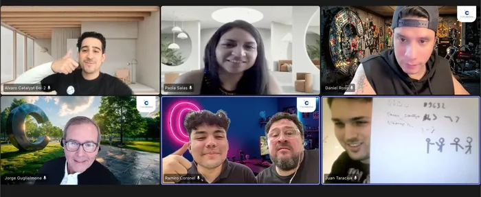 Participantes conectados en The Infinite Loop - Online