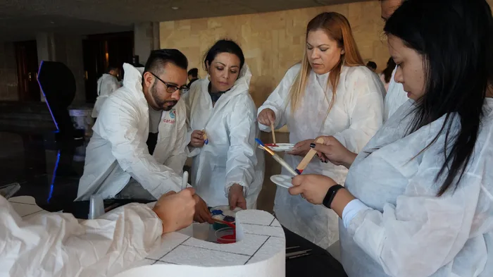 Think Art: team building para empresas en México