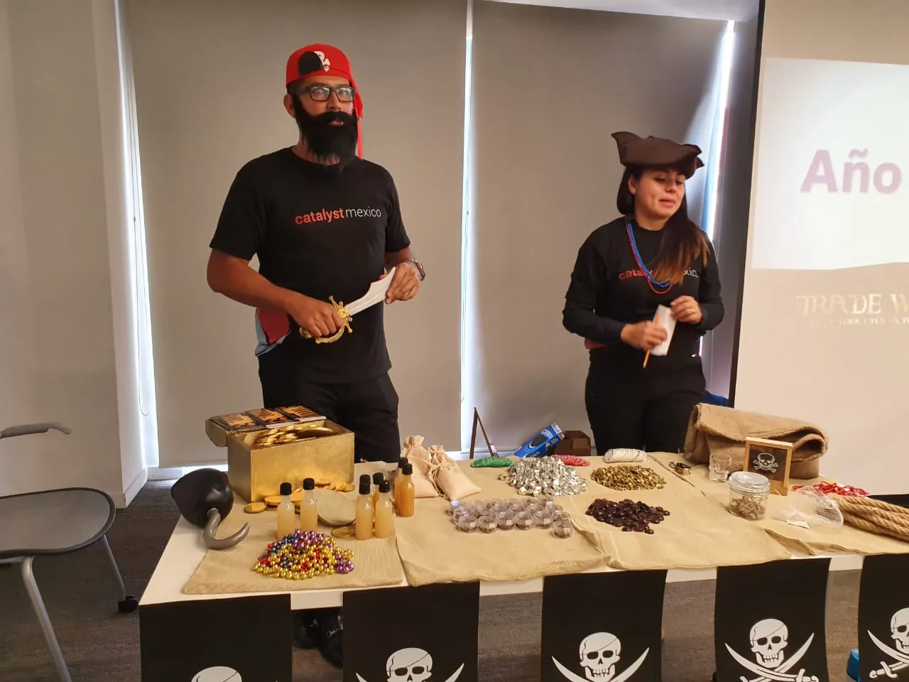 Equipo corporativo durante Trade Winds, actividad de integración