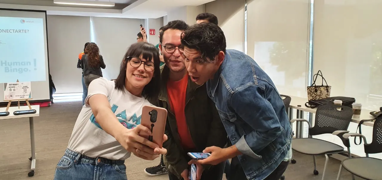 Equipo corporativo durante Trade Winds, actividad de integración