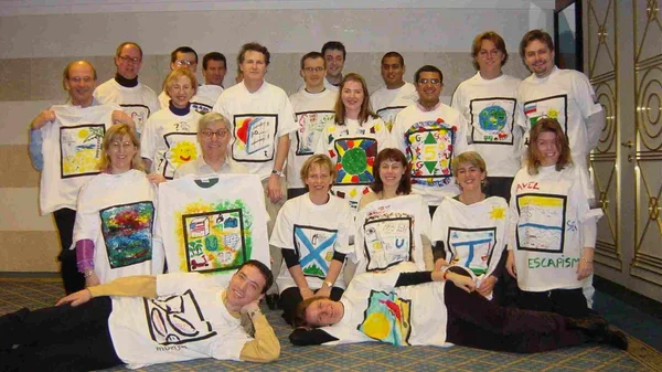 Momento 1 de T-shirt Masterpiece AI