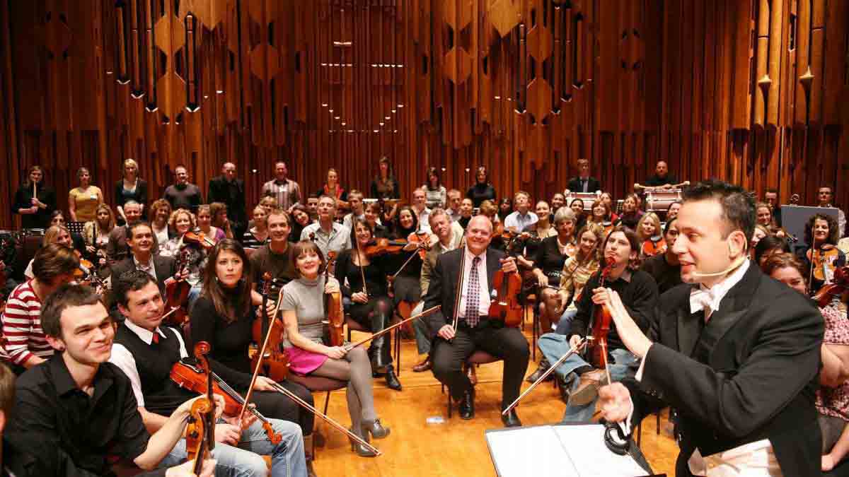 Orchestrate! (¡Música, maestro!) Exposición del aniversario